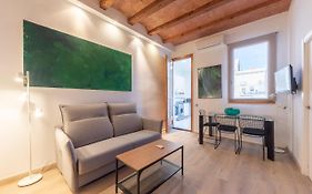 Centric Gracia Apartments